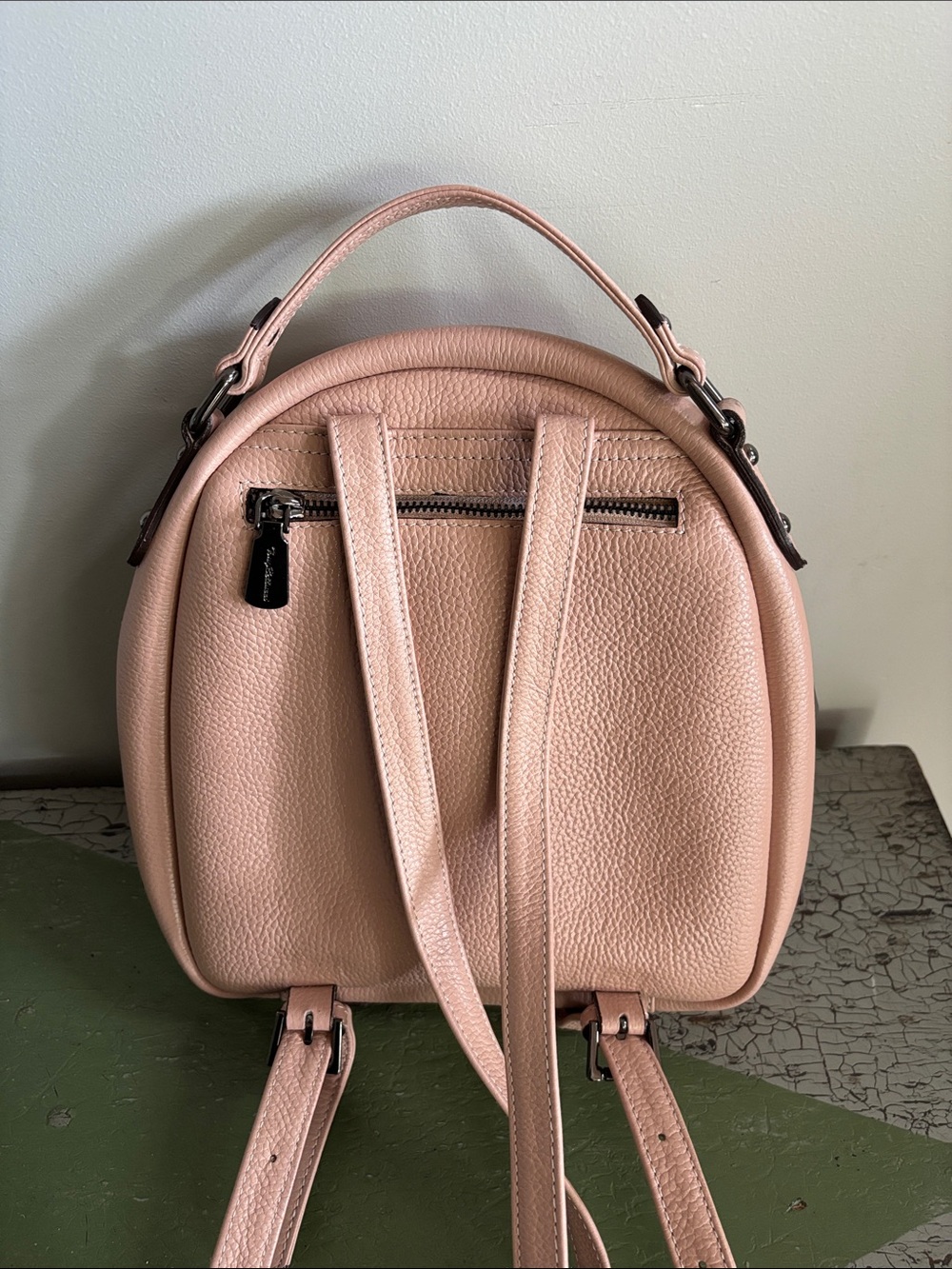 Tony Bellucci Blush Pink Pebbled Backpack Bag Purse Travel 10 x 9.5 x 2.5 - Picture 4 of 11